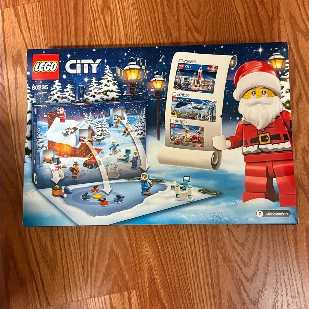 Lego city advent calendar number 60235 234 pieces NWT IN BOX